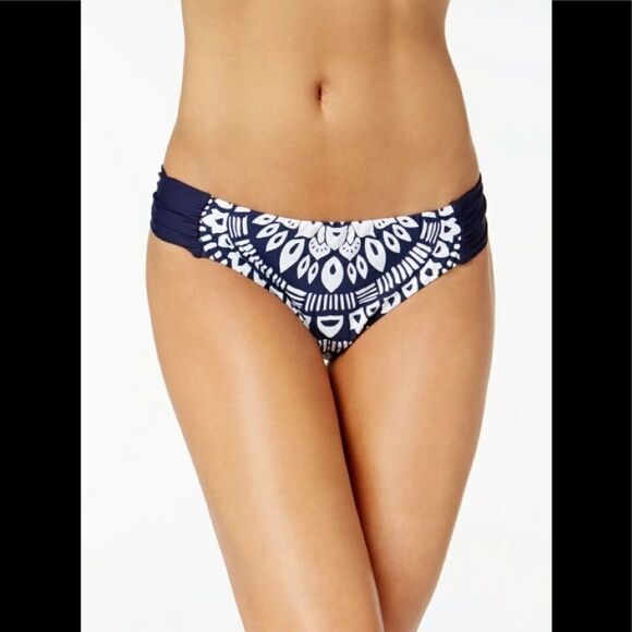 ..Trina Turk Indochine navy & white bikini bottoms. Size 4 - Picture 7 of 9